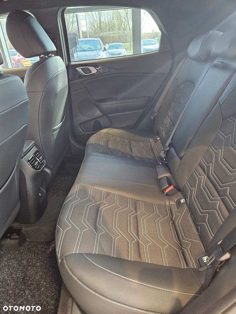 Kia XCeed 1.6 T-GDI Tribute DCT - 11