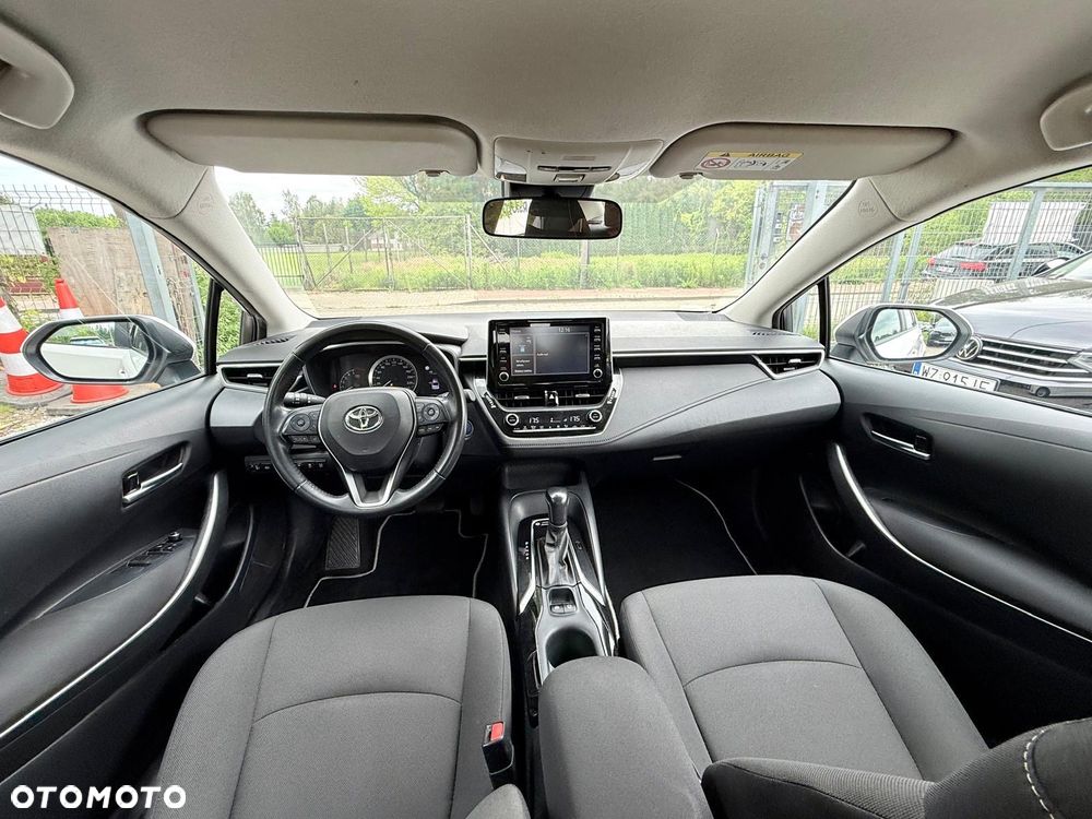 Toyota Corolla 1.8 Hybrid Comfort - 32