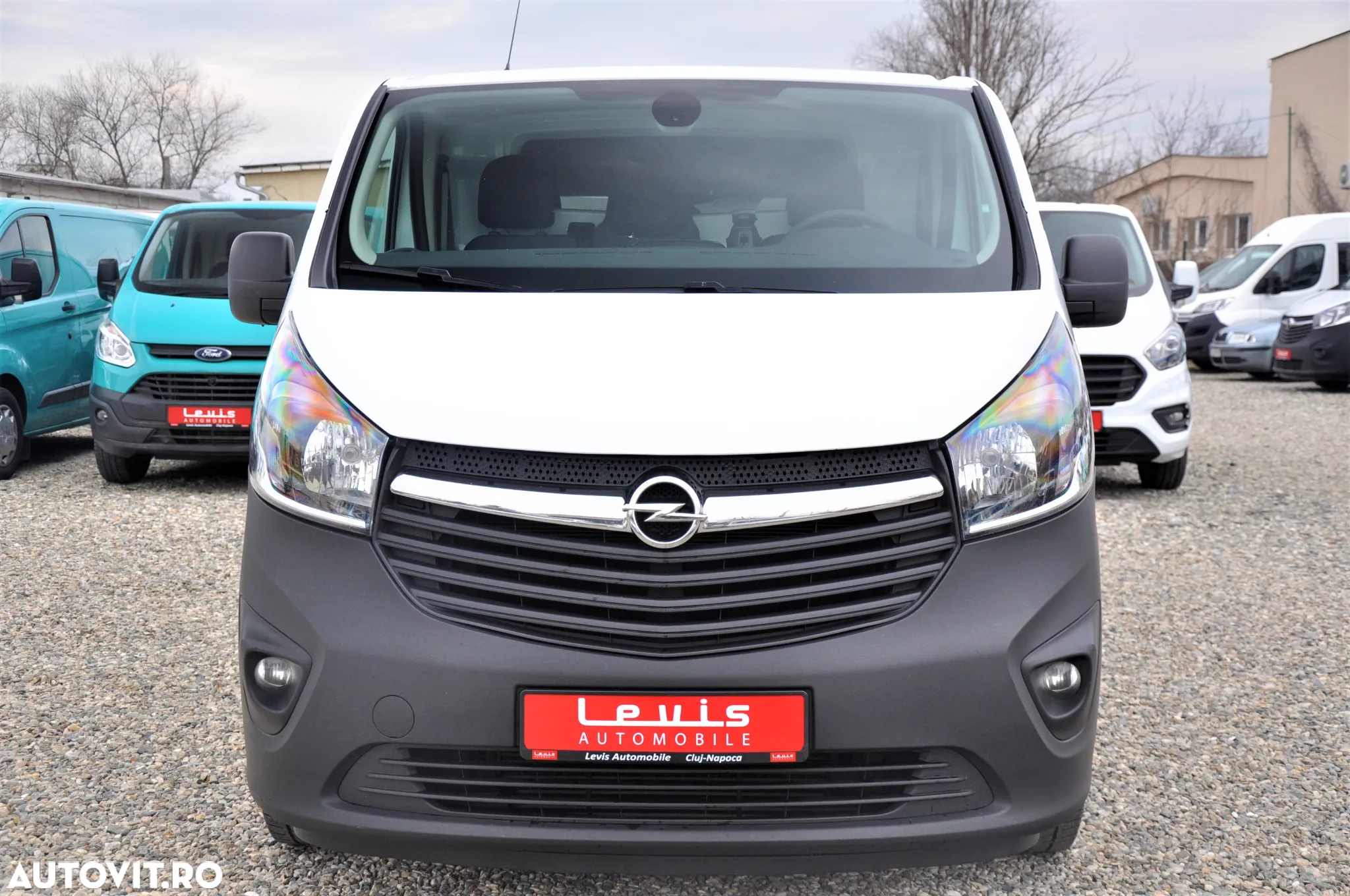 Opel Vivaro Furgon Maxi - 2