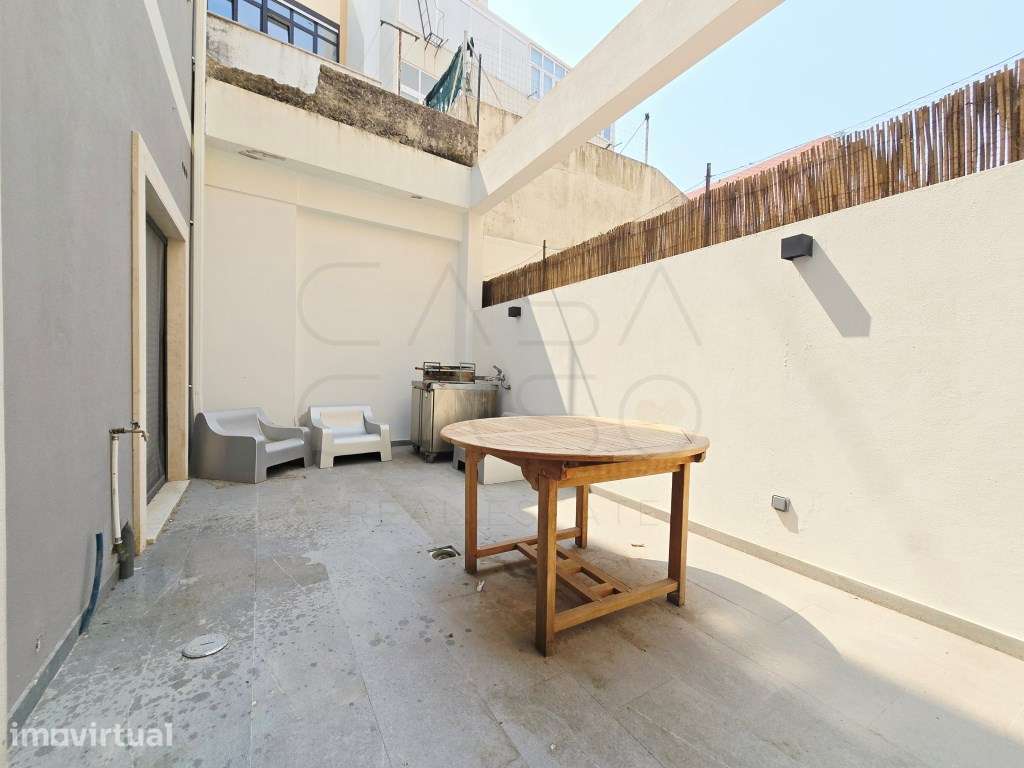 Centro de Setúbal - Apartamento T2 com Terraço e 2 Wc's + T0 na Fon... - Grande imagem: 2/26