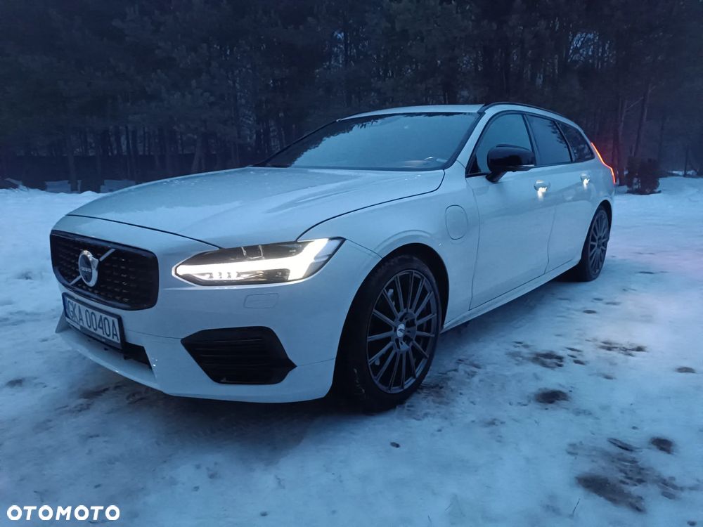 Volvo V90 T8 AWD Plug-In Hybrid R-Design - 28