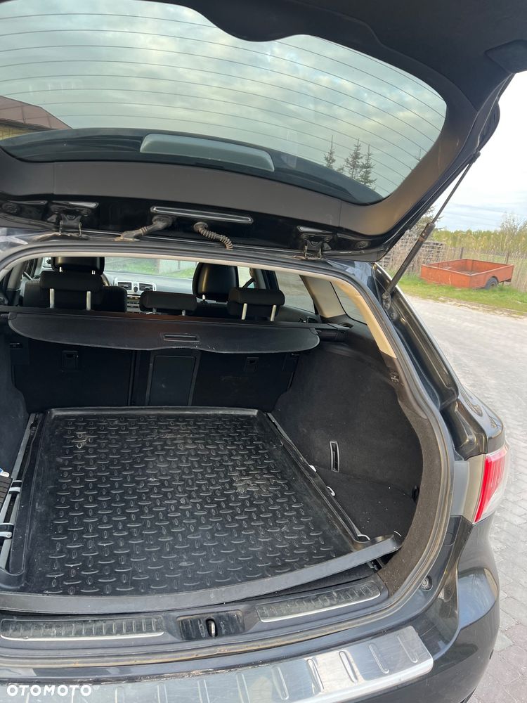 Toyota Avensis 2.0 D-4D Premium - 5