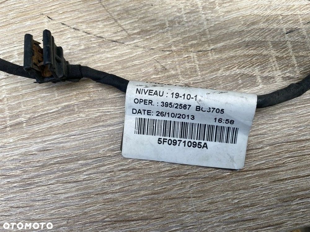 WIĄZKA INSTALACJA PDC PRZÓD SEAT LEON III 4 PDC 5F0971095A - 2