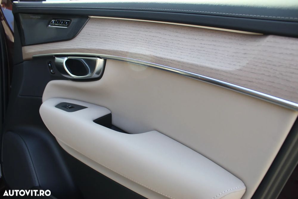 Volvo XC 90 B5 B AWD Plus Bright - 38