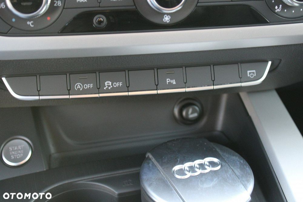 Audi A4 Limousine - 28