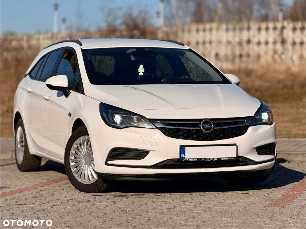 Opel Astra 1.6 D (CDTI) Start/Stop Innovation - 2