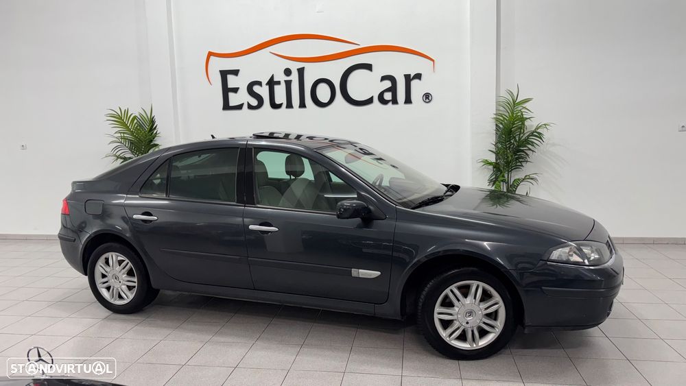 Renault Laguna 1.9 dCi Initiale - 3