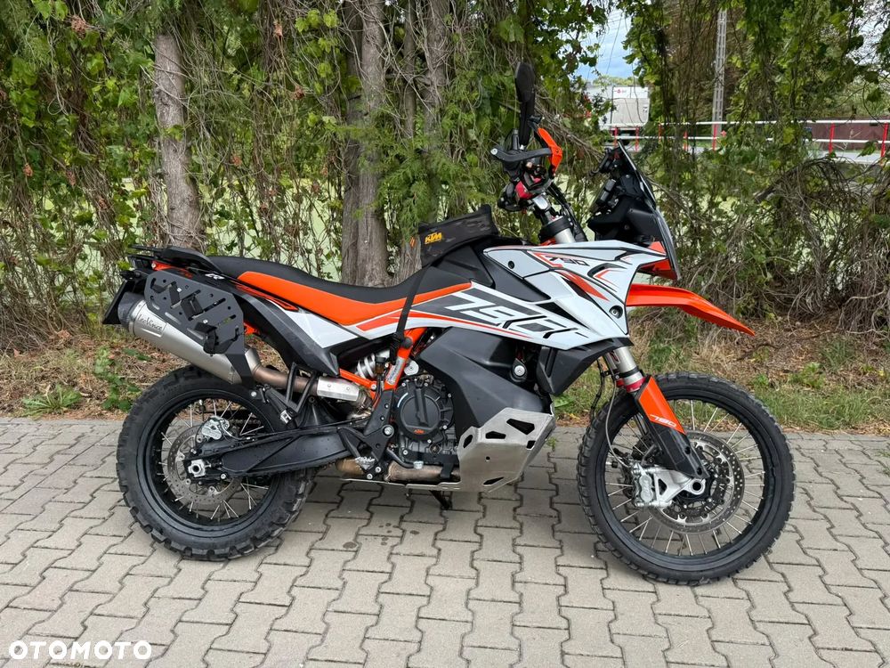 KTM Adventure 790 - 1
