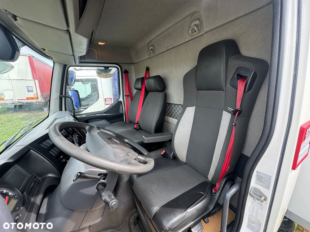 Renault D16 // THERMO KING V-600 MAX  // WINDA // SUPER STAN - 18