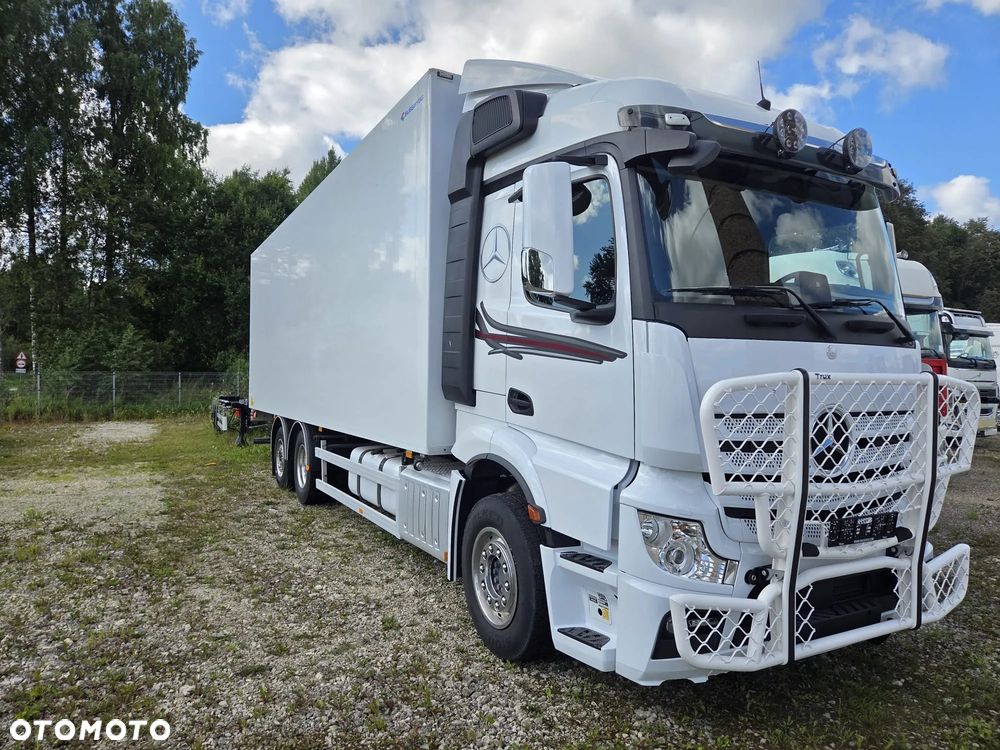 Mercedes-Benz Actros 2553 - 8