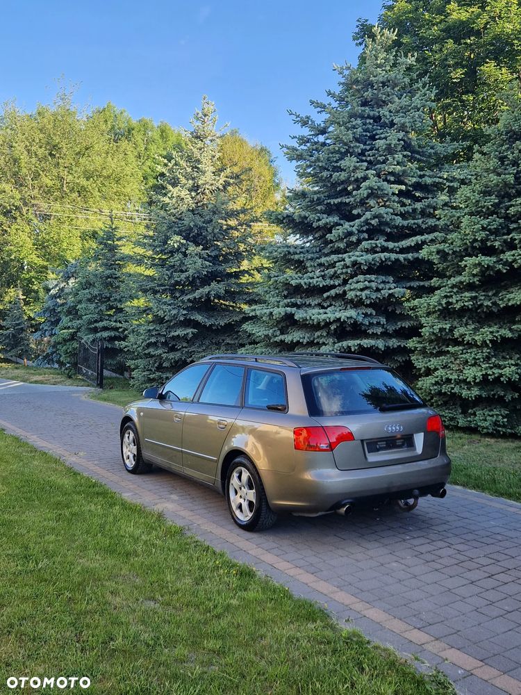 Audi A4 Avant 3.2 FSI quattro tiptronic - 13