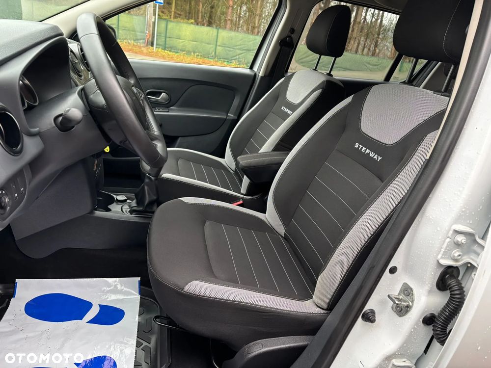 Dacia Sandero Stepway 0.9 TCe Laureate S&S - 10