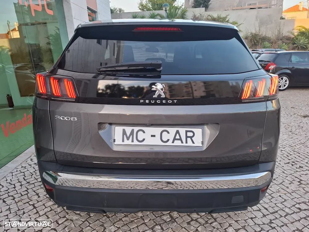 Peugeot 3008 1.2 PureTech Allure Pack EAT8 - 47