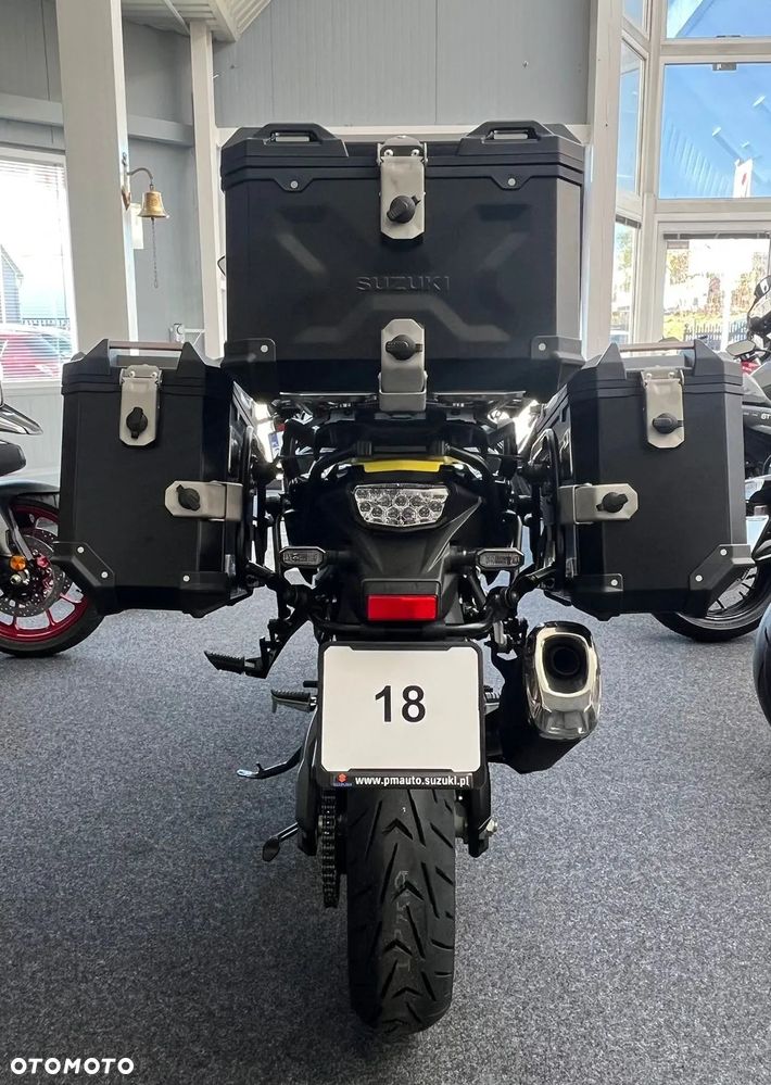 Suzuki V-STROM - 8