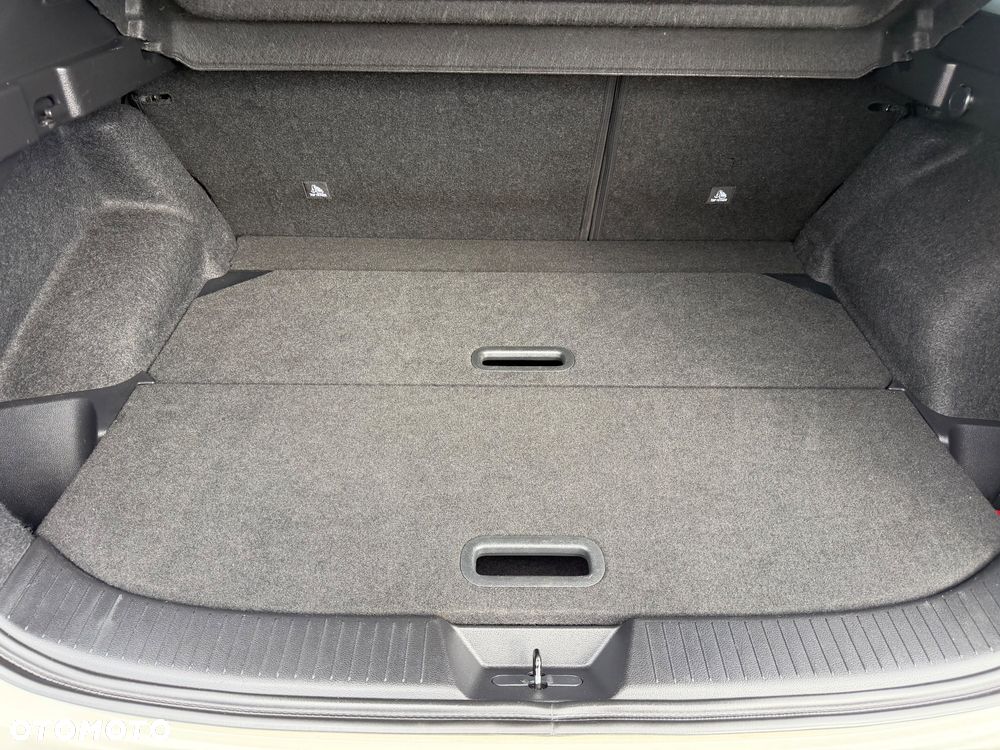 Nissan Qashqai 1.3 DIG-T mHEV Premiere Edition - 34