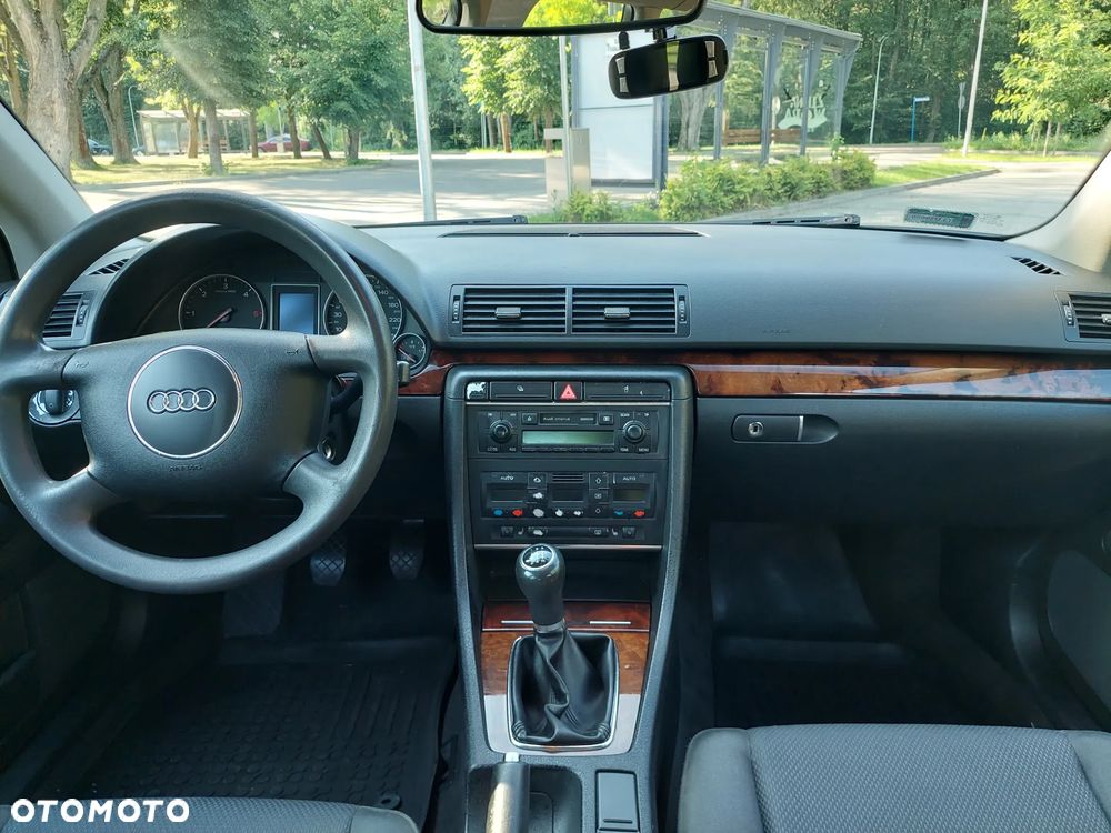 Audi A4 Avant 1.9 TDI - 13