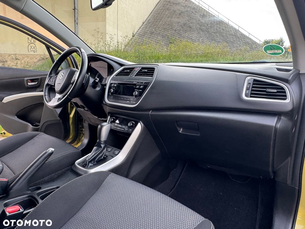 Suzuki SX4 S-Cross 1.6 VVT CVT 4x2 Comfort+ - 27