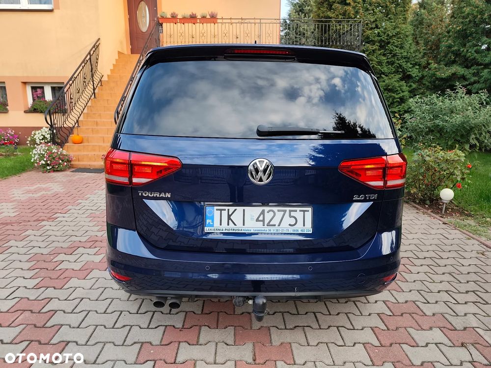 Volkswagen Touran ver-2-0-tdi-scr-bluemotion-technology-dsg-highline - 8