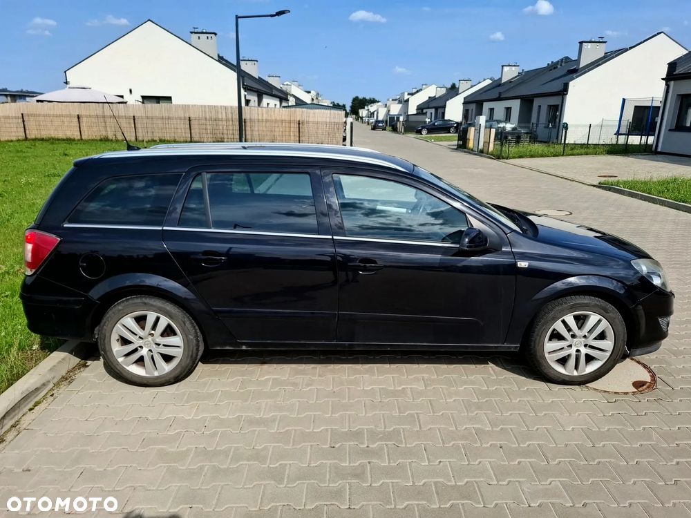 Opel Astra 1.6 Enjoy - 4