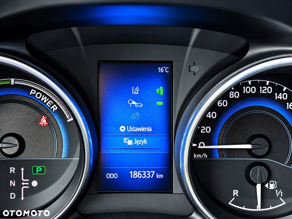 Toyota Auris 1.8 VVT-i Automatik Style Selection - 24