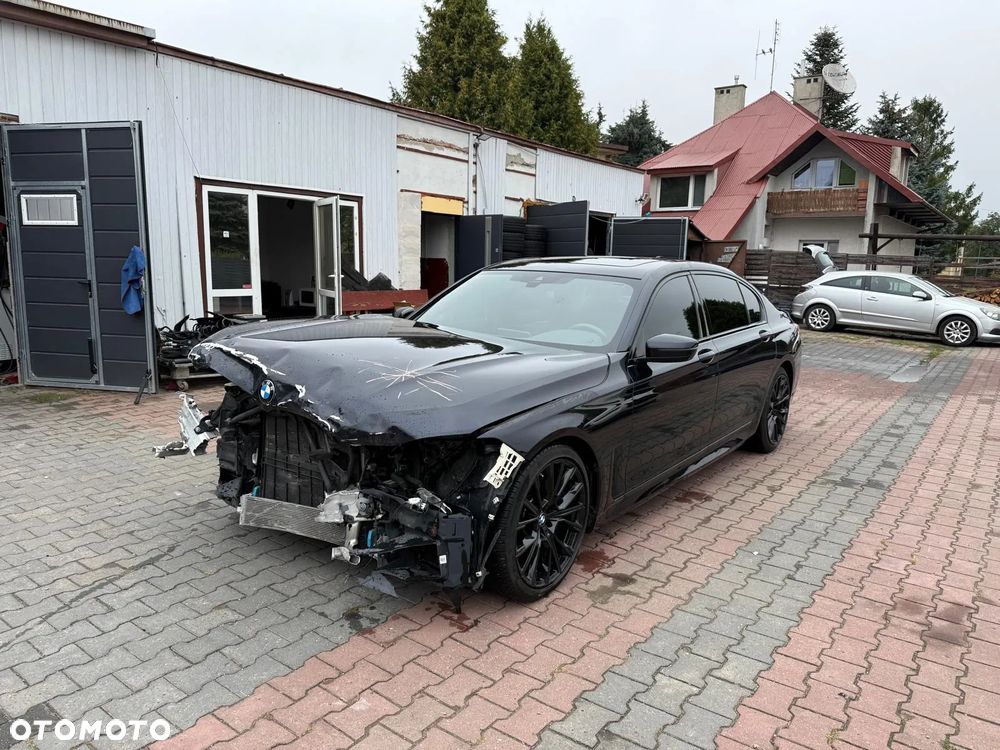 BMW Seria 7 740Li sport - 4