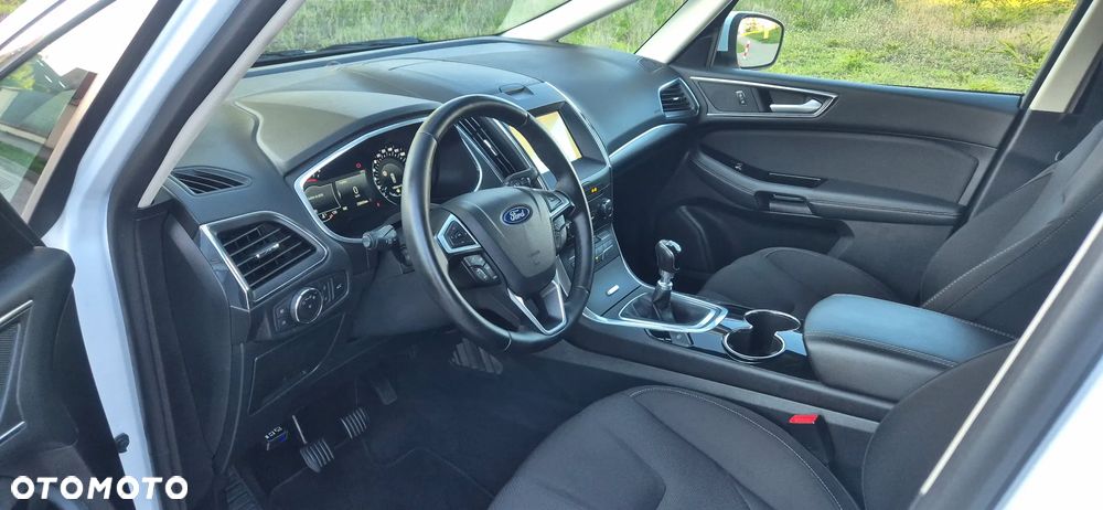 Ford S-Max 2.0 EcoBlue Titanium - 19