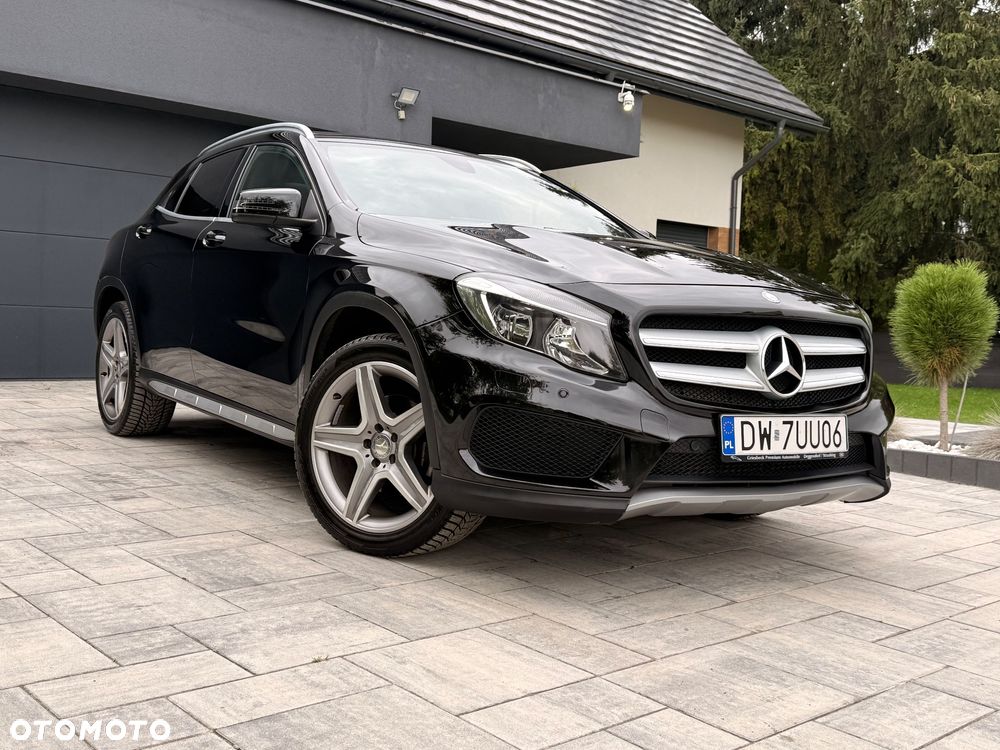 Mercedes-Benz GLA 250 4-Matic AMG Line - 6