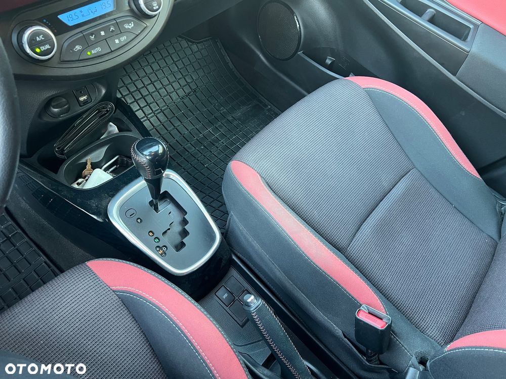 Toyota Yaris 1.5 Selection CVT - 29