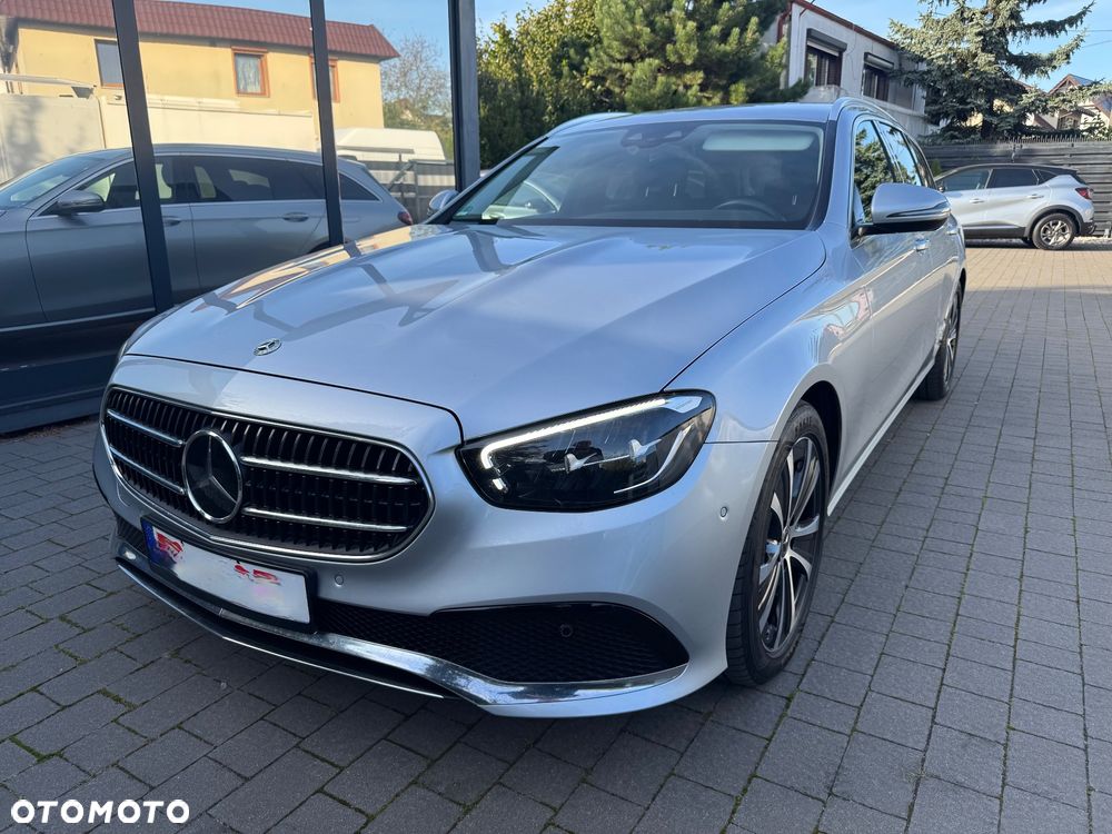 Mercedes-Benz Klasa E 220 d T 9G-TRONIC Avantgarde - 2