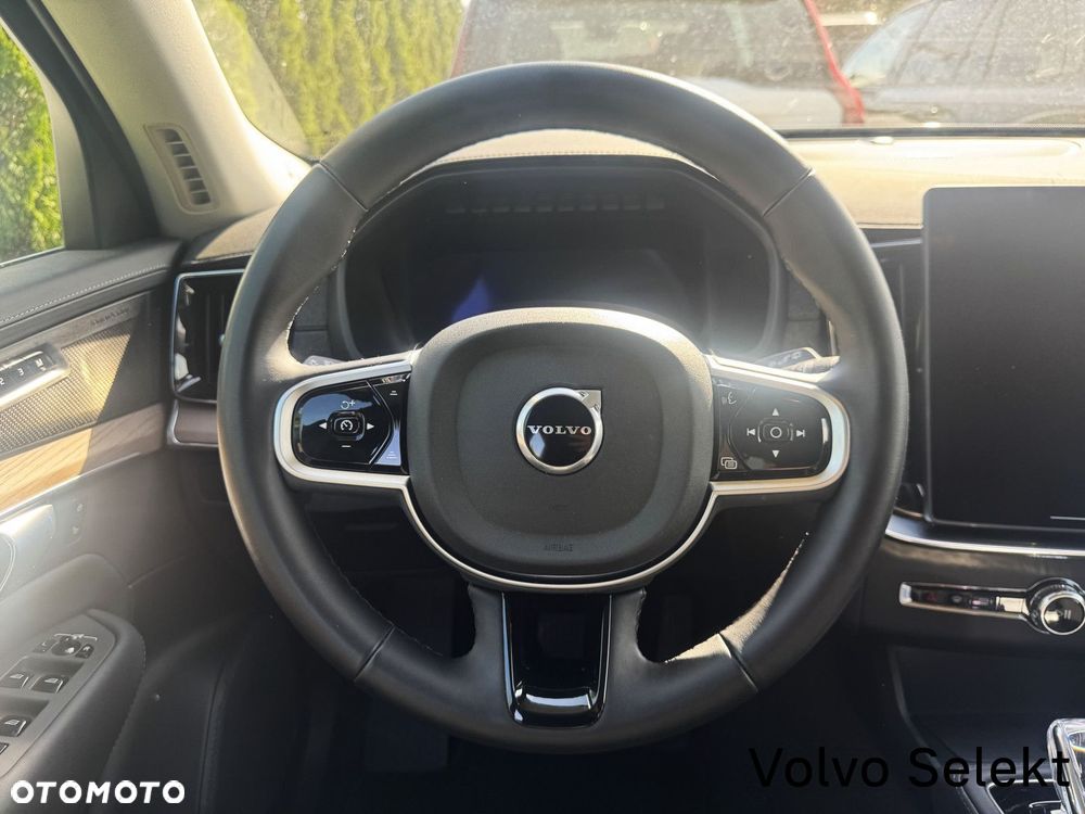 Volvo XC 90 - 30