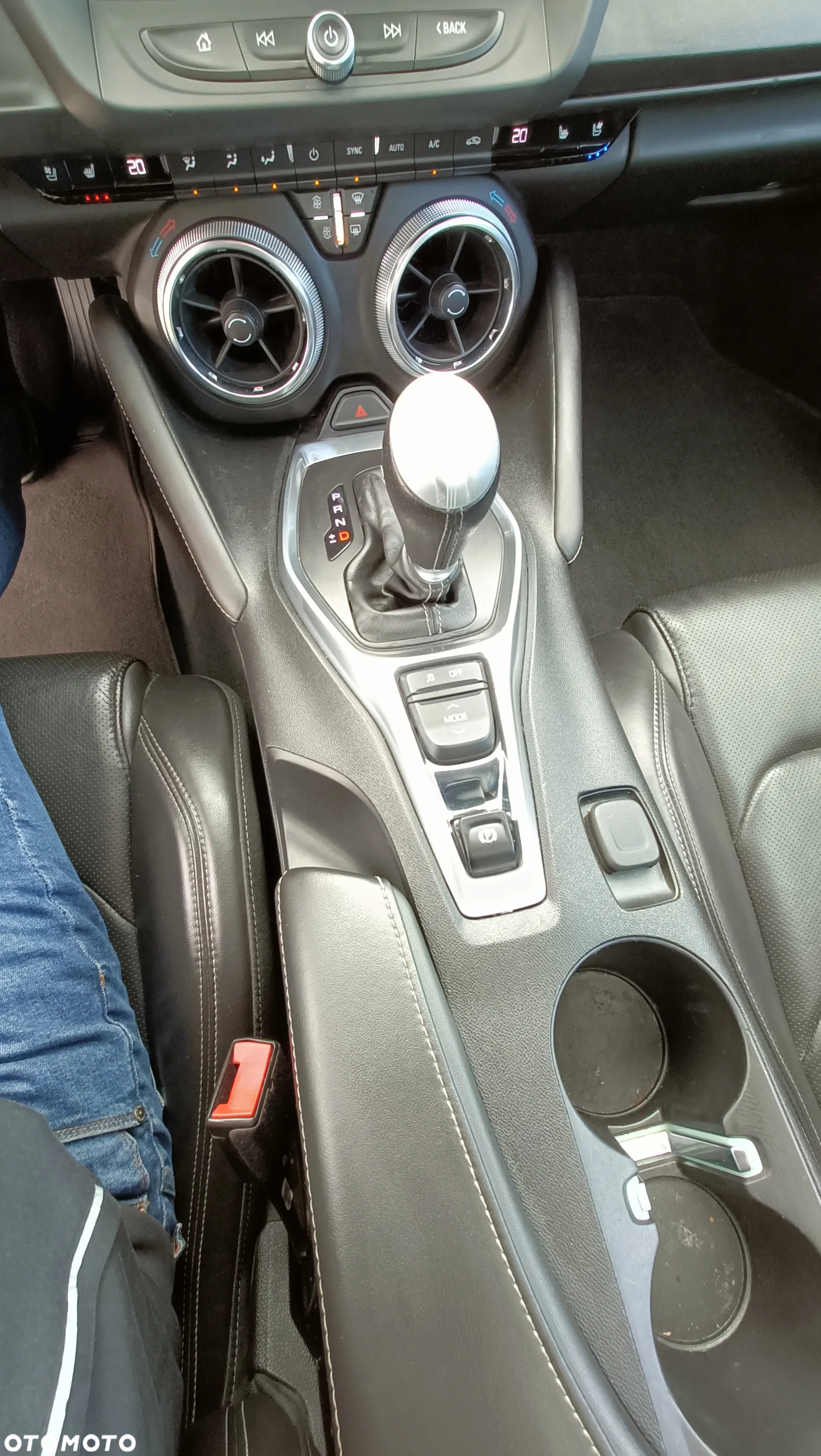 Chevrolet Camaro Coupe 6.2 V8 - 29