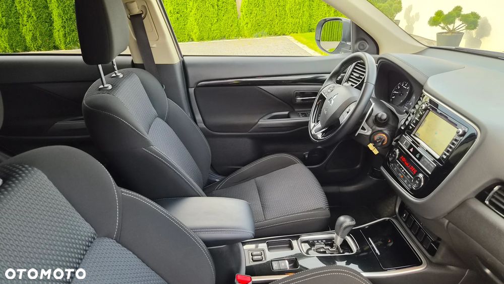 Mitsubishi Outlander 2.0 2WD CVT Spirit+ - 15