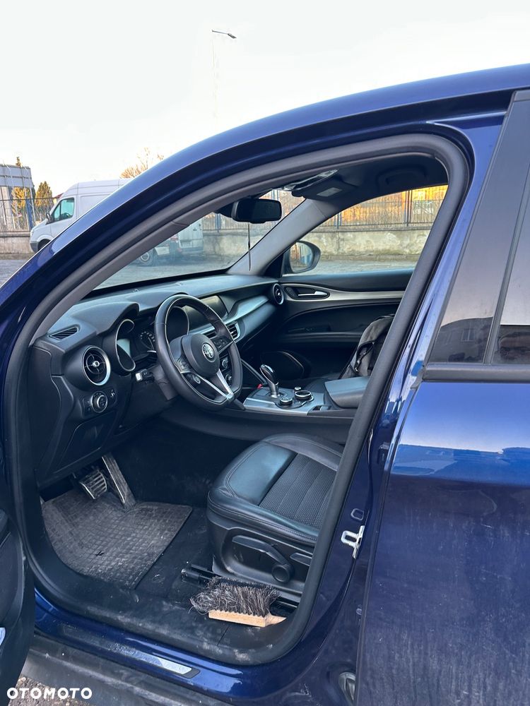 Alfa Romeo Stelvio 2.2 JTDM Super - 14