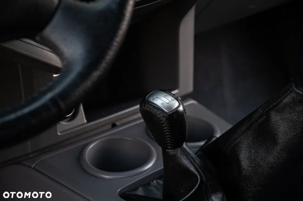 Ford Ranger XLT - 23