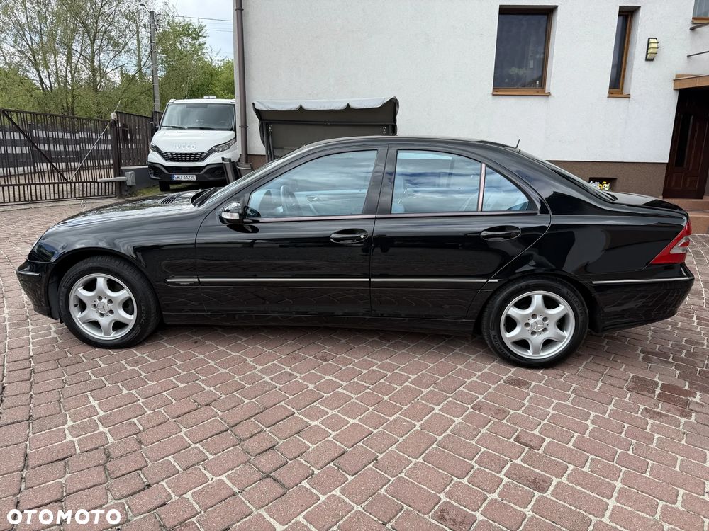 Mercedes-Benz Klasa C 200 Kompressor Automatik Avantgarde - 34
