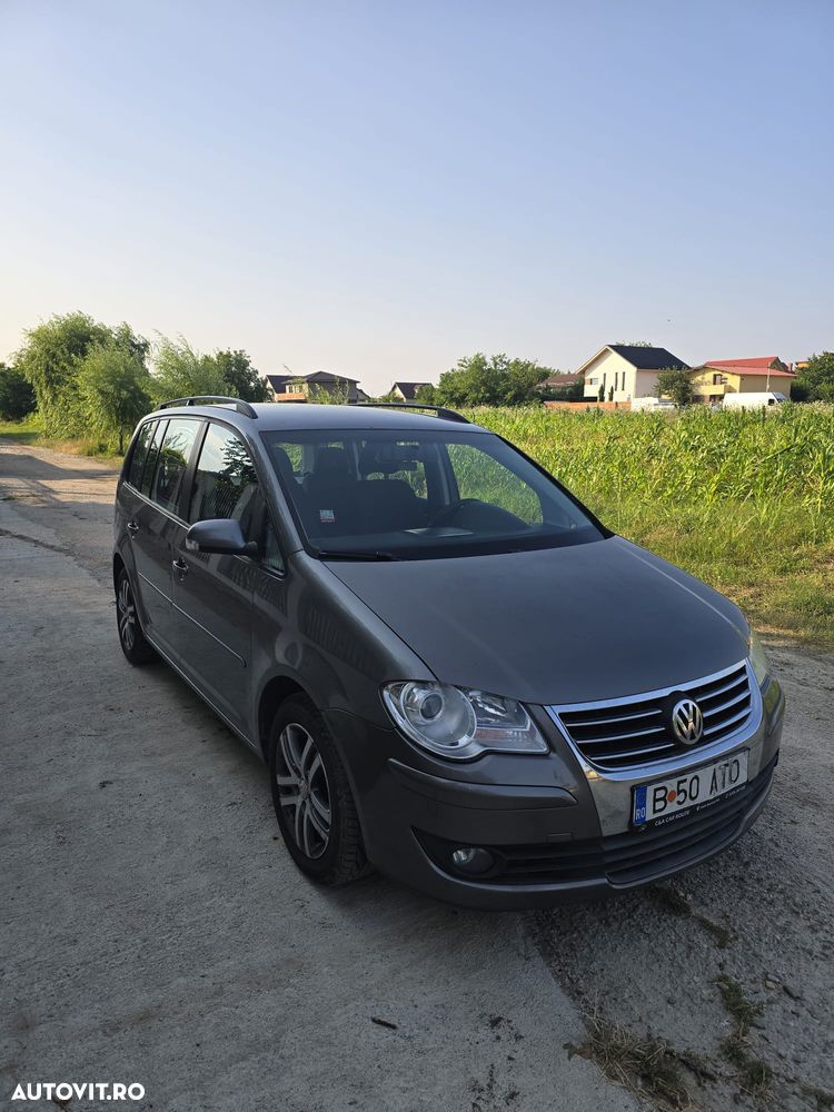 Volkswagen Touran 2.0 TDI Trendline - 4