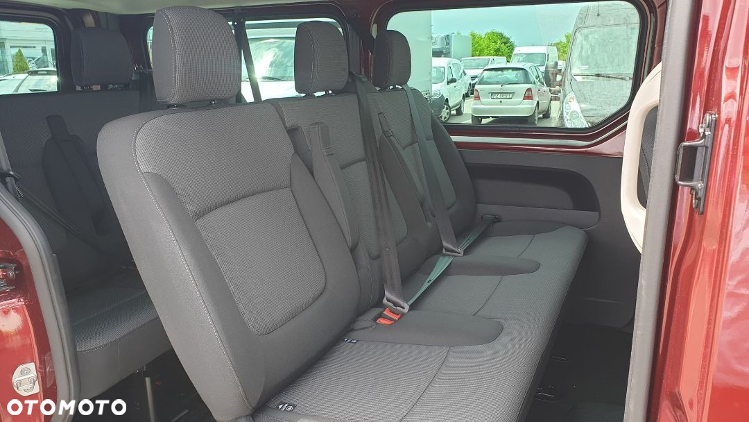 Renault Trafic - 13