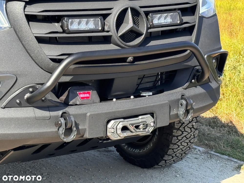 Mercedes-Benz Sprinter - 11