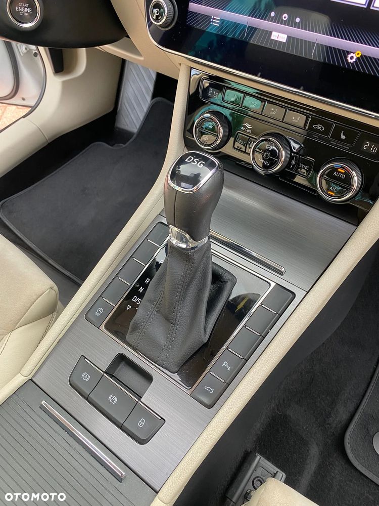 Skoda Superb 1.5 TSI ACT Style DSG - 23