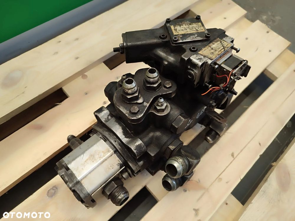 Elektrozawór SAUER MCV116A3204 MCV105C3023 JLG 660 - 3