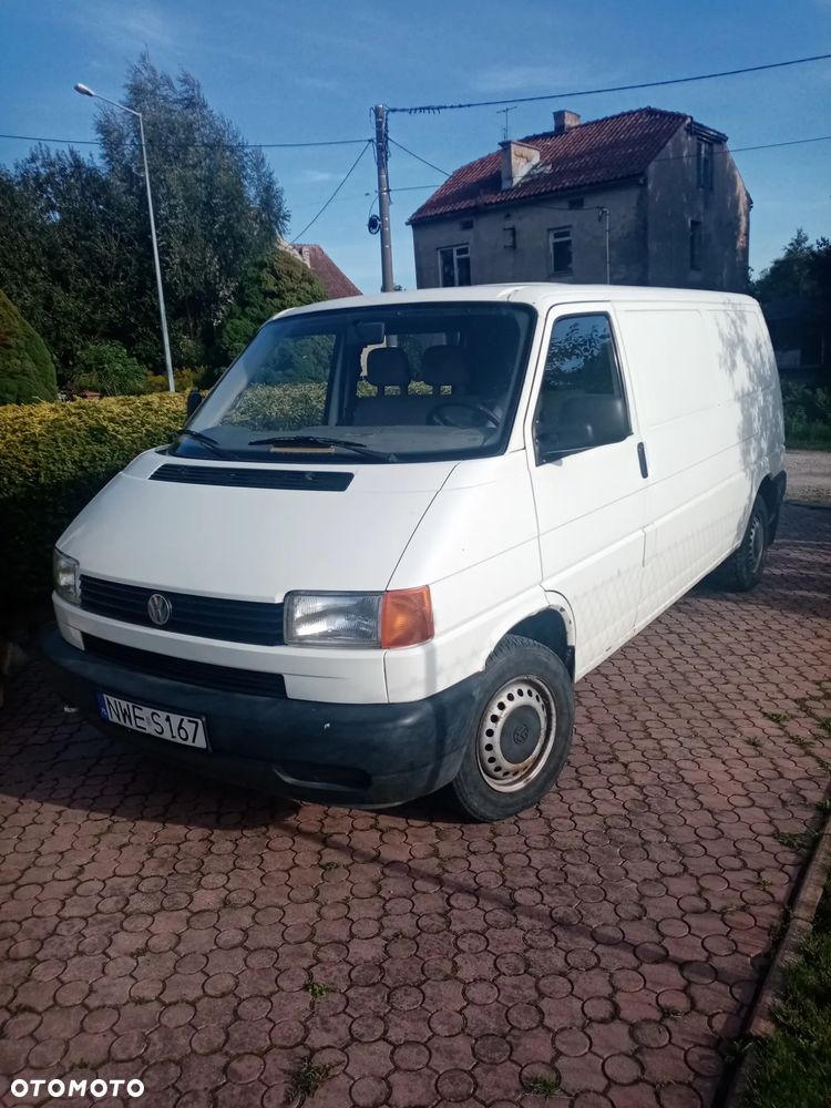 Volkswagen Transporter - 1