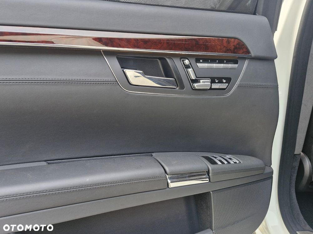 Mercedes-Benz Klasa S 63 AMG L 7G-TRONIC - 18