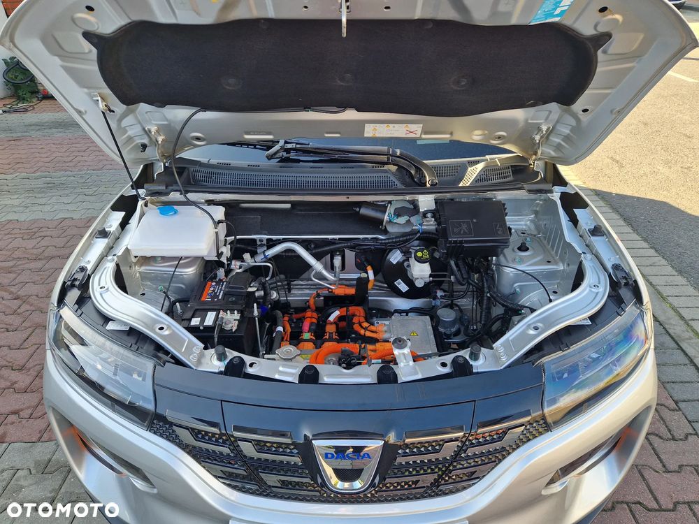 Dacia Spring - 34