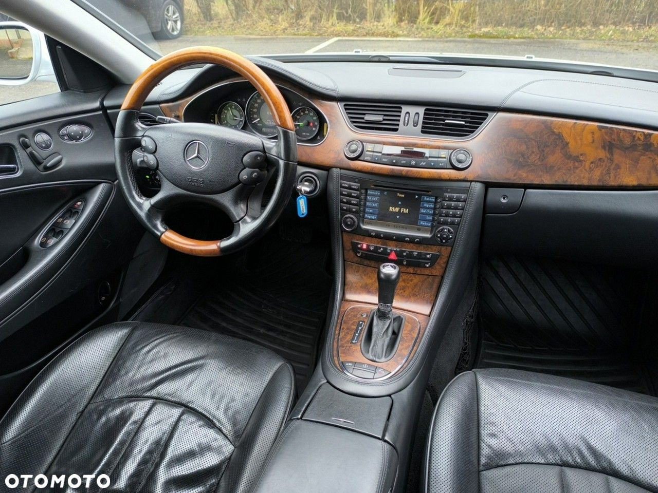 Mercedes-Benz CLS - 11