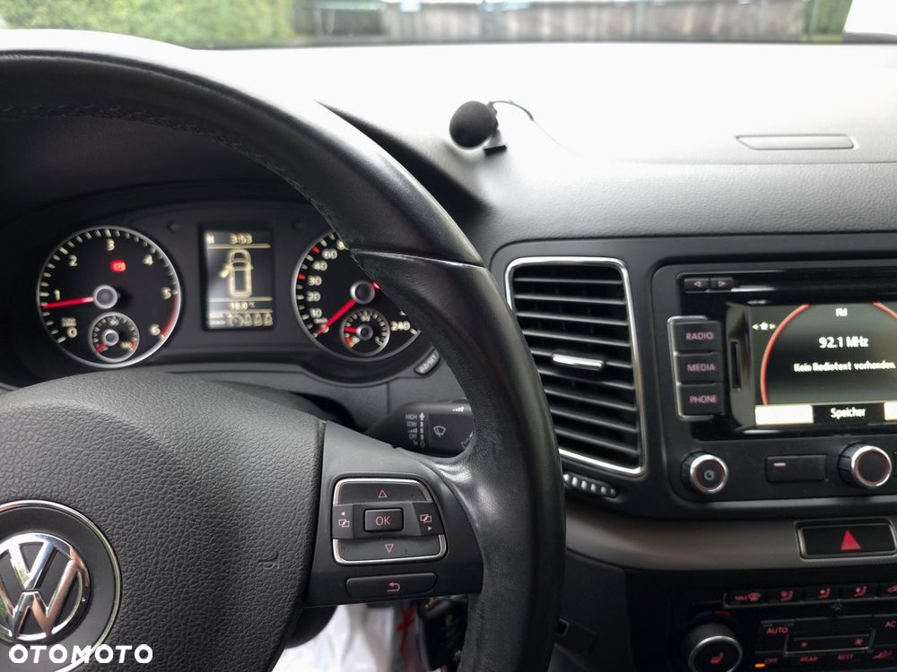 Volkswagen Sharan 2.0 TDI Comfortline - 28