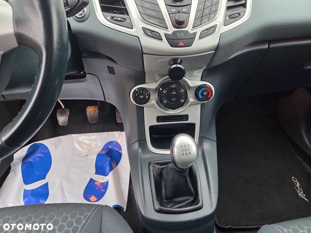 Ford Fiesta 1.4 Silver X - 25
