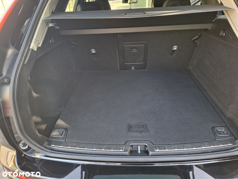 Volvo XC 60 D3 Momentum Pro - 15