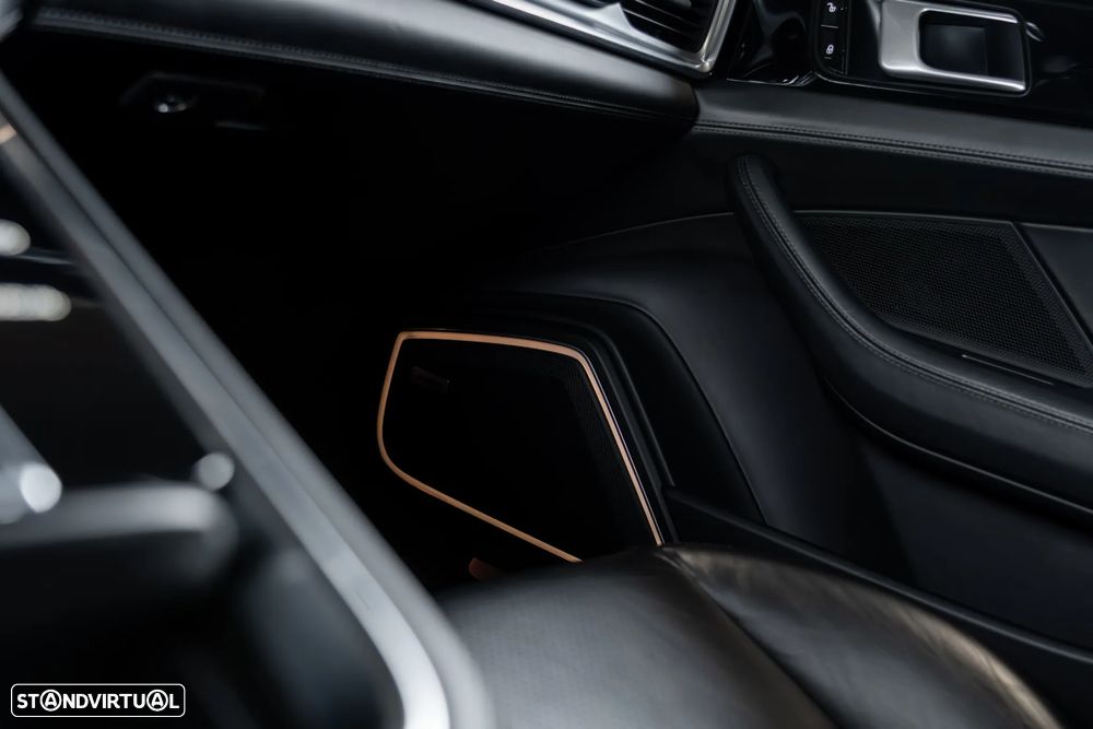 Porsche Panamera Sport Turismo - 32