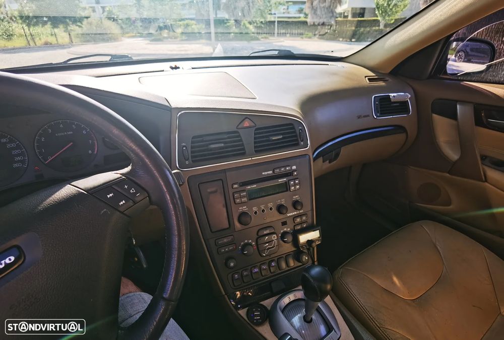 Volvo S60 2.3 T5 - 22