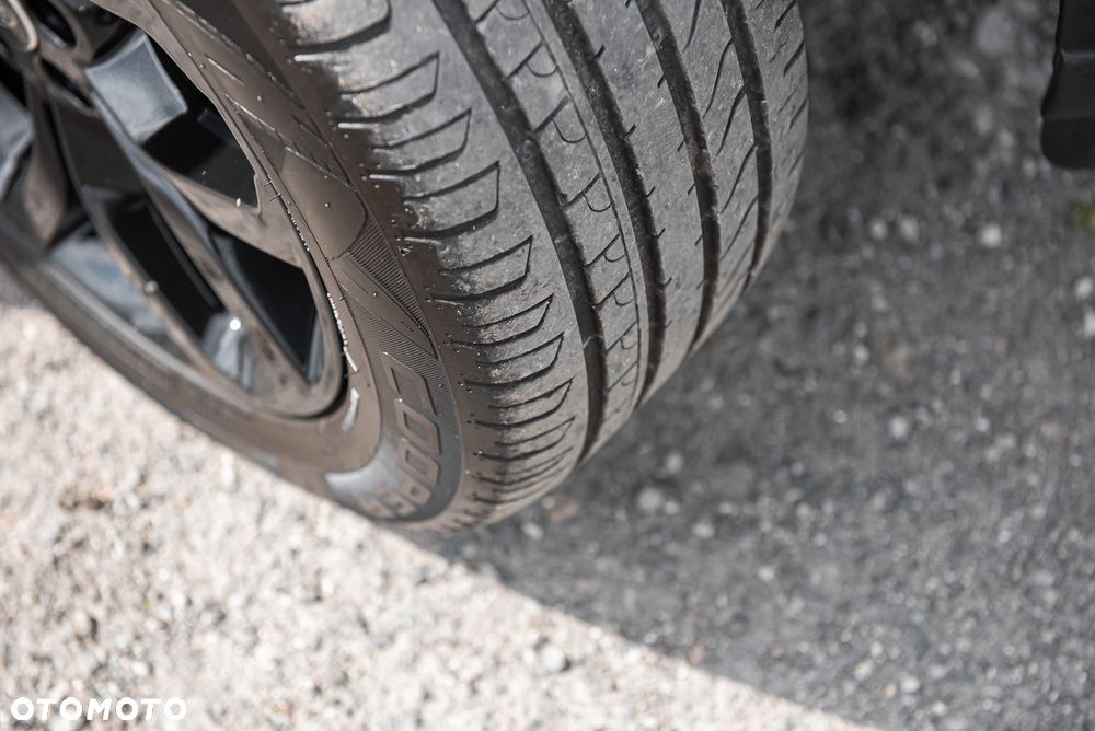 Land Rover Discovery Sport Si4 HSE - 38